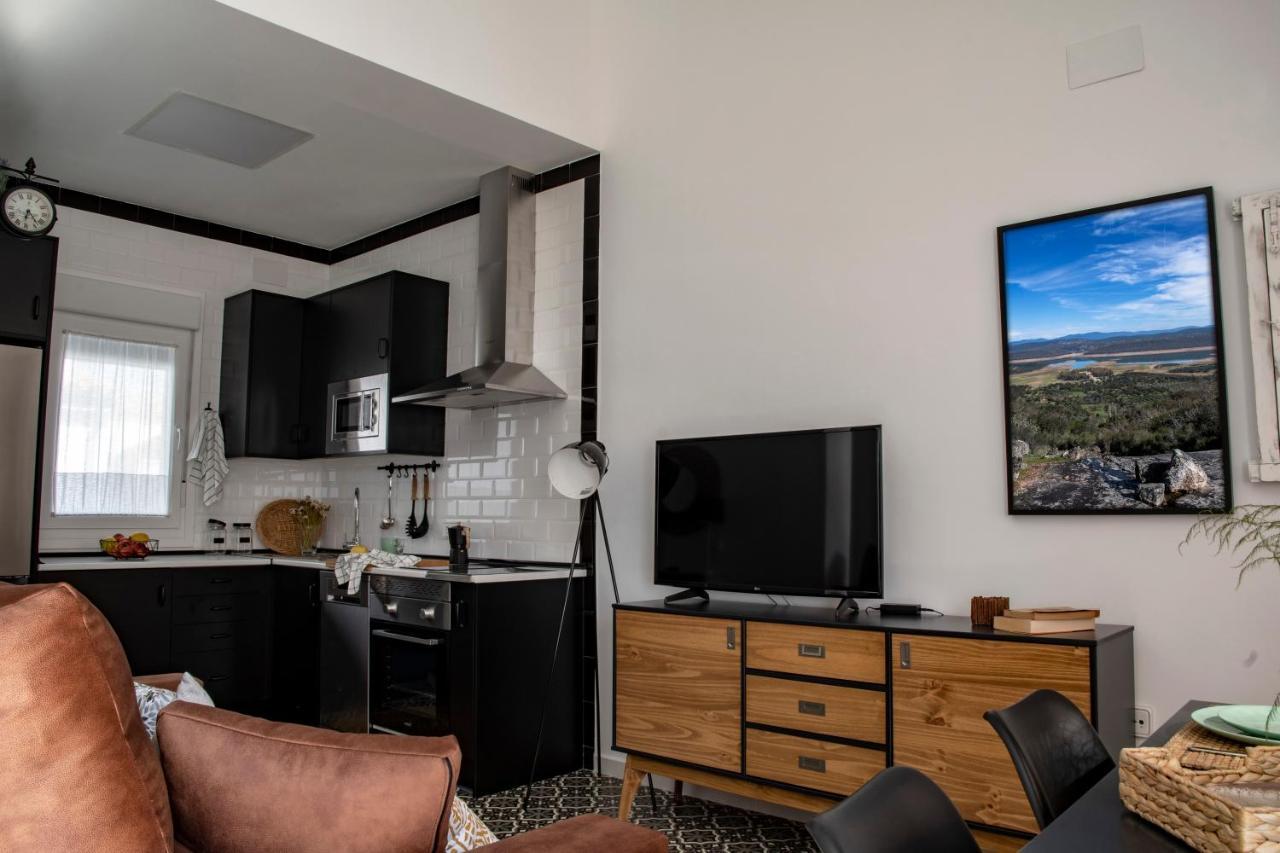 Apartamentos Rurales Helechosa, Las Tres Penas Bagian luar foto