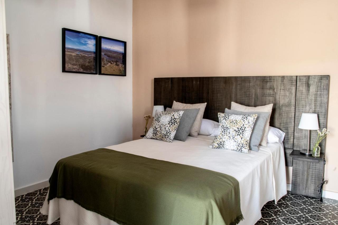 Apartamentos Rurales Helechosa, Las Tres Penas Bagian luar foto